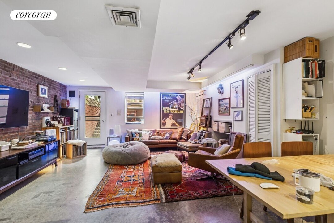 184 Sackett St in Brooklyn, NY - Building Photo