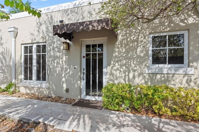 4213 Bougainvilla Dr in Lauderdale-by-the-Sea, FL - Building Photo - Building Photo