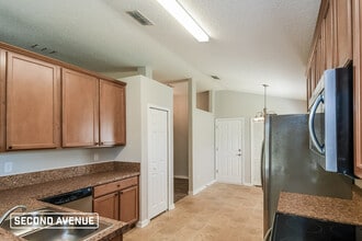 1874 Reed Valley Way in Middleburg, FL - Building Photo - Building Photo
