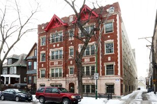 2536 N Sawyer Ave in Chicago, IL - Building Photo