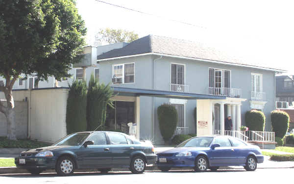 30-40 S Wilson Ave in Pasadena, CA - Foto de edificio - Building Photo