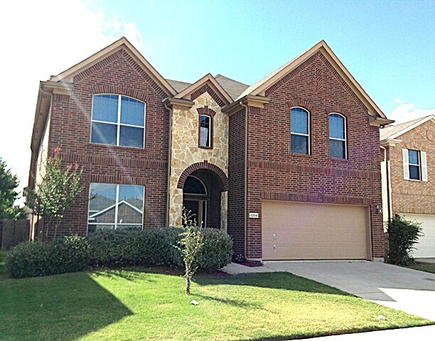 5204 Lori Valley Ln in Keller, TX - Building Photo