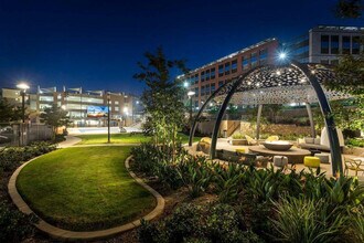 9065 Sydney Ct in San Diego, CA - Foto de edificio - Building Photo