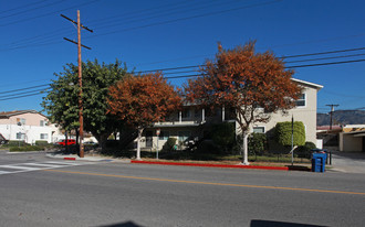 198 W Elmwood Ave Apartments