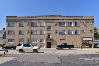 The Baxterly in Lakewood, OH - Building Photo - Building Photo