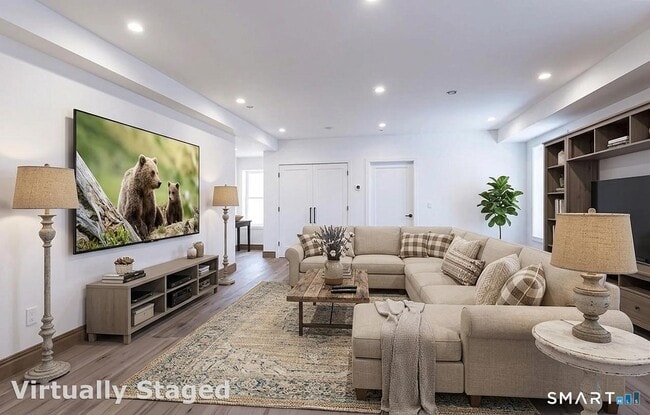 property at 930 Cove Rd
