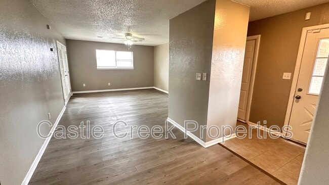 1803 Fox Ave in Moore, OK - Building Photo - Building Photo