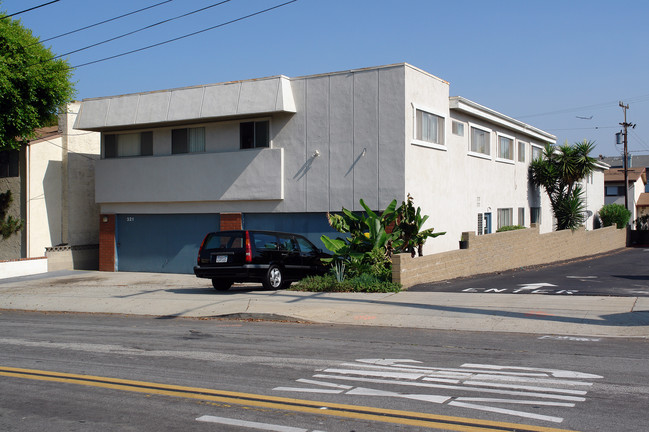 El Segundo Apartments in El Segundo, CA - Building Photo - Building Photo