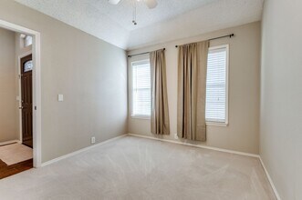 233 Touchdown Dr in Irving, TX - Building Photo - Building Photo