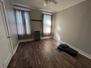 1400 Elizabeth Ave-Unit -APT 2 in Reading, PA - Building Photo - Building Photo