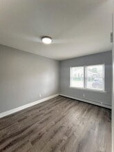 254 Stewart Ave in Hempstead, NY - Building Photo - Building Photo
