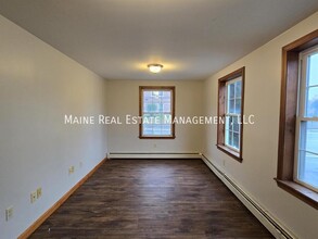 103 Cony St-Unit -A in Augusta, ME - Building Photo - Building Photo