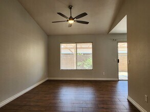 2257 Oak Ave in Hemet, CA - Building Photo - Building Photo