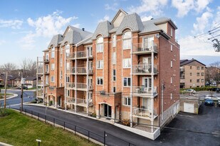 4482 Des Cageux Ch in Laval, QC - Building Photo