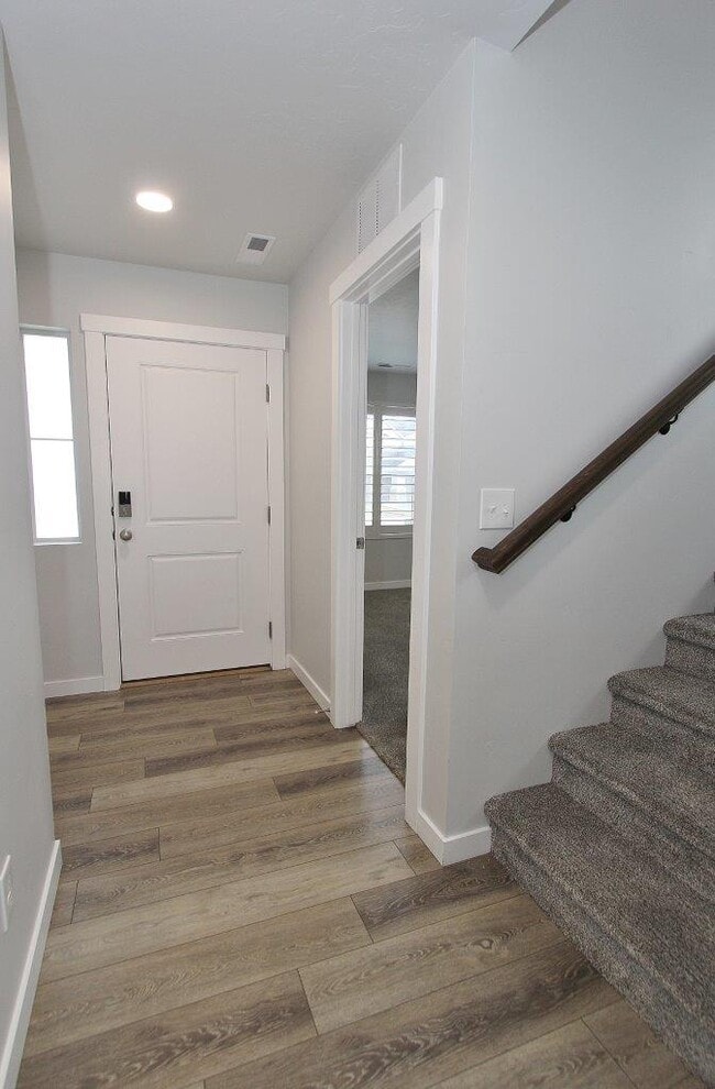 6587 S Memory Wy in Meridian, ID - Building Photo - Building Photo