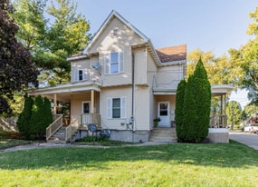 225 E Peru St, Unit 4 in Princeton, IL - Building Photo