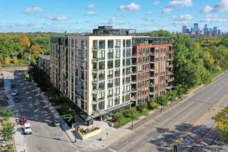 The Lakes Residences in Minneapolis, MN - Building Photo - Building Photo