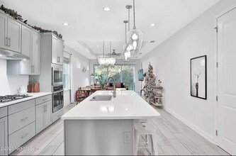 326 Vista Lake Cir in Ponte Vedra Beach, FL - Foto de edificio - Building Photo