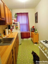 349 Pleasant St, Unit A1-19 in Malden, MA - Building Photo - Building Photo