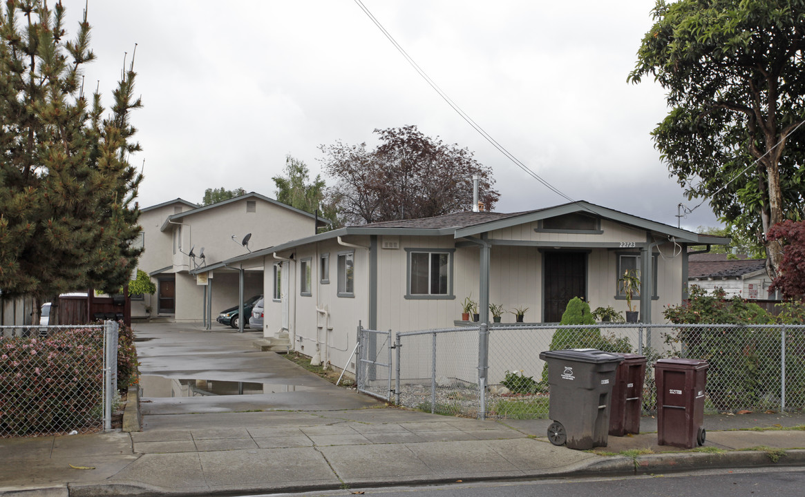 22723--22725 Myrtle St in Hayward, CA - Foto de edificio