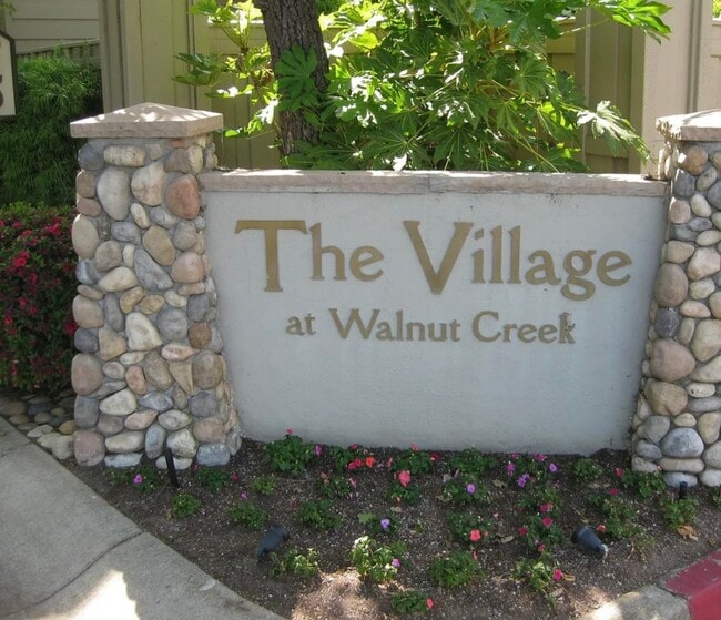 1938 Stratton Cir in Walnut Creek, CA - Building Photo - Building Photo