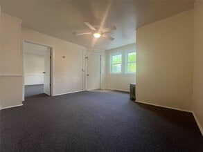 44 Center St in Highland Falls, NY - Building Photo - Building Photo