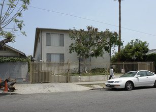 1336 N Kingsley Dr in Los Angeles, CA - Building Photo - Building Photo