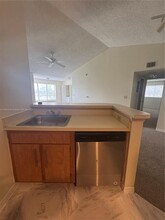 3370 Pinewalk Dr N, Unit 1227 in Margate, FL - Building Photo - Building Photo
