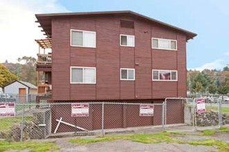 Byron Apartments in Seattle, WA - Building Photo - Building Photo