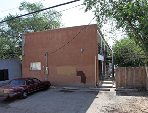 Mi Casa in Albuquerque, NM - Building Photo - Building Photo