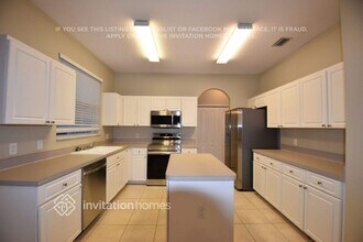 3409 Gray Whetstone St in Brandon, FL - Building Photo - Building Photo