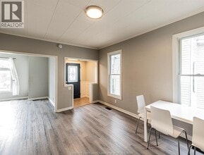 420 Pierre Ave in Windsor, ON - Building Photo - Building Photo