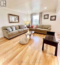 7094 Casey St in Niagara Falls, ON - Building Photo - Building Photo