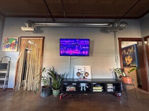 110-110 E Tyler St in Longview, TX - Building Photo - Building Photo