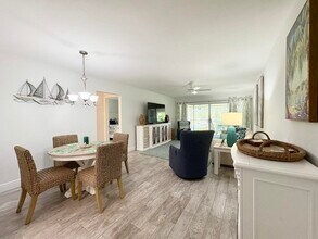 8 Garden St in Jupiter, FL - Building Photo - Building Photo