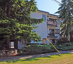 1551 NW 51st St in Seattle, WA - Building Photo - Building Photo