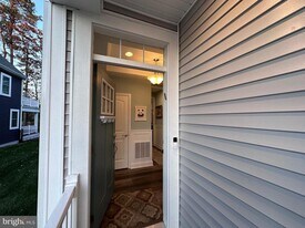 33842 Darlington St in Lewes, DE - Building Photo