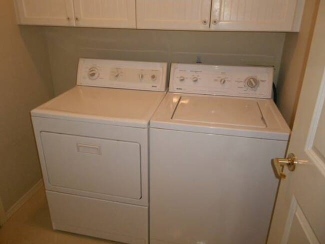 923 Aaron Dr in Lynden, WA - Building Photo - Building Photo