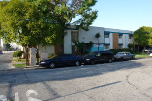 1818 W. El Segundo Blvd. in Gardena, CA - Building Photo