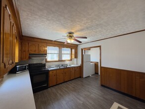 7 Whitney St, Unit #7 in Watertown, MA - Building Photo - Building Photo