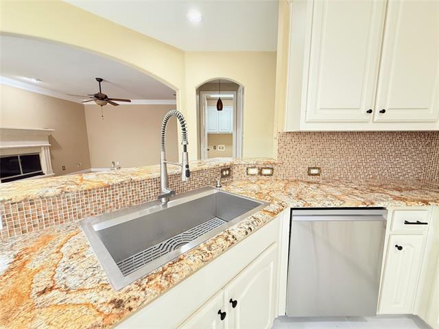 3831 Johnson St in Frisco, TX - Building Photo - Building Photo