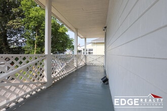 53 Elmira St, Unit 1 in Boston, MA - Foto de edificio - Building Photo