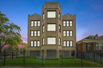 905-911 E 85th St in Chicago, IL - Building Photo - Building Photo