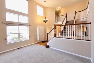 18376 W Springwood Dr in Grayslake, IL - Building Photo - Building Photo