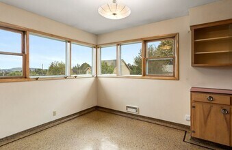 441 Logus St in Oregon City, OR - Building Photo - Building Photo