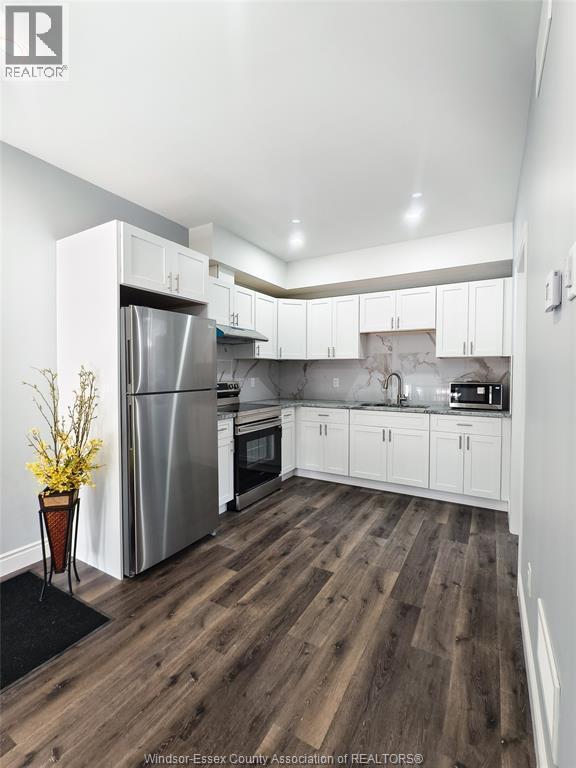 1013-1015 CALIFORNIA AVENUE in Windsor, ON - Building Photo - Building Photo