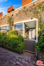 1850 Industrial St in Los Angeles, CA - Building Photo - Building Photo