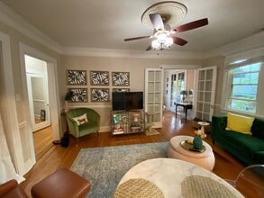 916 Bromley Rd, Unit 7 in Charlotte, NC - Building Photo - Building Photo