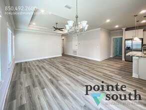 324 Wickman Ave in Gulf Shores, AL - Building Photo - Building Photo