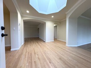 1205 Awalt Dr in Mountain View, CA - Building Photo - Building Photo